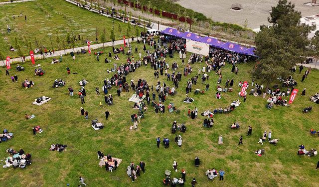 Bafra Millet Bahçesi’nde Hıdırellez Coşkusu