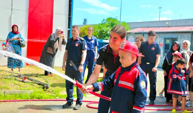ÖZEL ÇOCUKLAR İTFAİYECİLİK MESLEĞİNİ YAKINDAN TANIDI